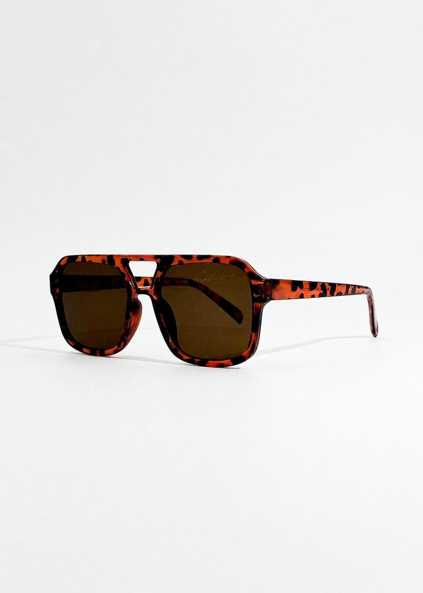 Celestina | Vintage Tortoiseshell Aviator Sunglasses