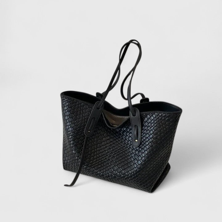 Momount Women Tote Bag