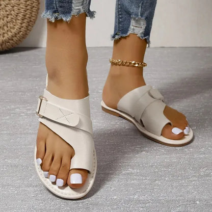Momount Women Flat Sandals – Black Leather Toe-Ring Buckle Slide